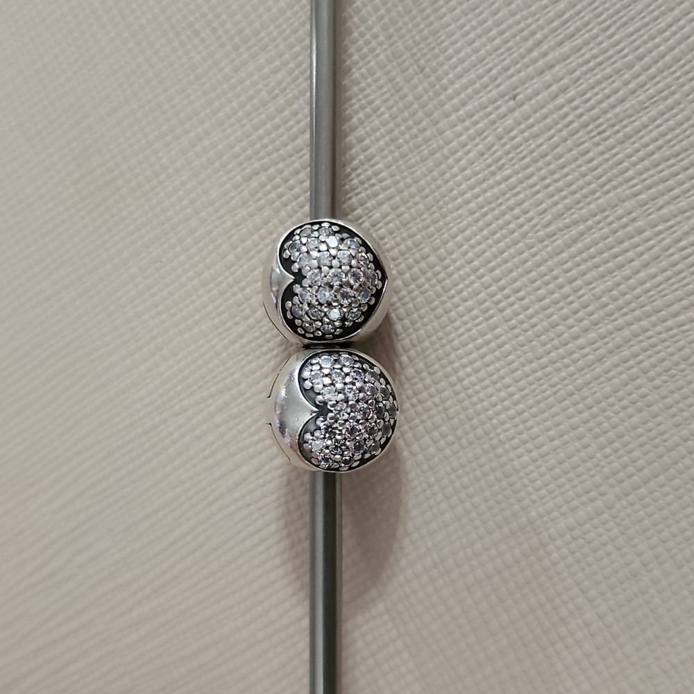 Heart pave clips
